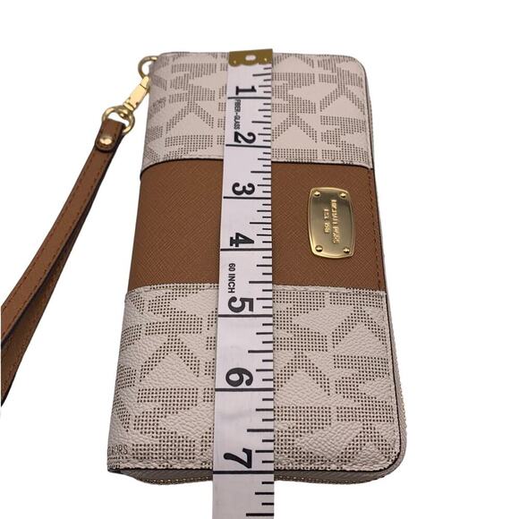 NWT Michael Kors Jet Set Long Multifunction Phone Case Wallet Wristlet - Picture 10 of 11